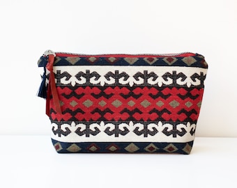 Red Woven Clutch,Red Woven Pouch,Carpet Bag,Red Ethnic Clutch,Geometric Clutch,Red Pouch,Boho Cosmetic Bag,Boho Zipper Pouch,Zipper Pouch
