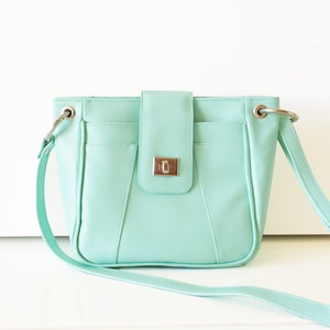 Aqua Crossbody Bag,Green Crossbody,Crossbody Bag,Leather Purse,Leather Green Bag,Green leather Bag,Green Shoulder bag,Shoulder Bag