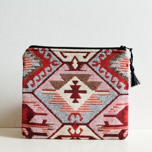 Boho Zipper Pouch,Bohemian Pouch,Geometric Purse,Boho Makeup Bag,Boho Cosmetic Bag,Kilim Purse,Kilim Coin Purse,Red Pencil Case,Zipper Pouch
