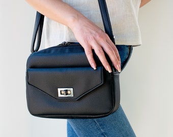 Black Boxy Bag,Black Crossbody,Leather Crossbody,Leather Boxy Bag,Black leather Bag,Black Shoulder Bag,Leather Shoulder Bag,Boxy Bag