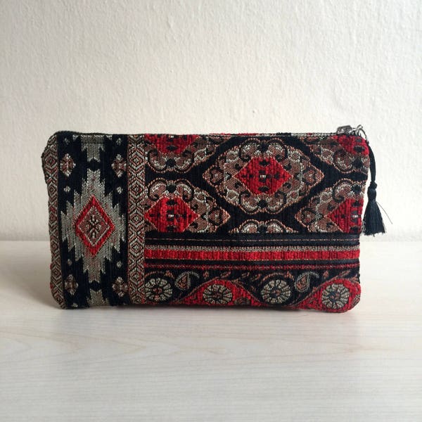 Boho Clutch,Carpet Clutch Bag,Ethnic Clutch,Kilim Clutch Bag,Boho Zip Bag,Red Clutch Purse,Vegan Clutch, Zippered Clutch,Carpet Zip Clutch