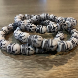 Elastic Skull Bracelet image 3