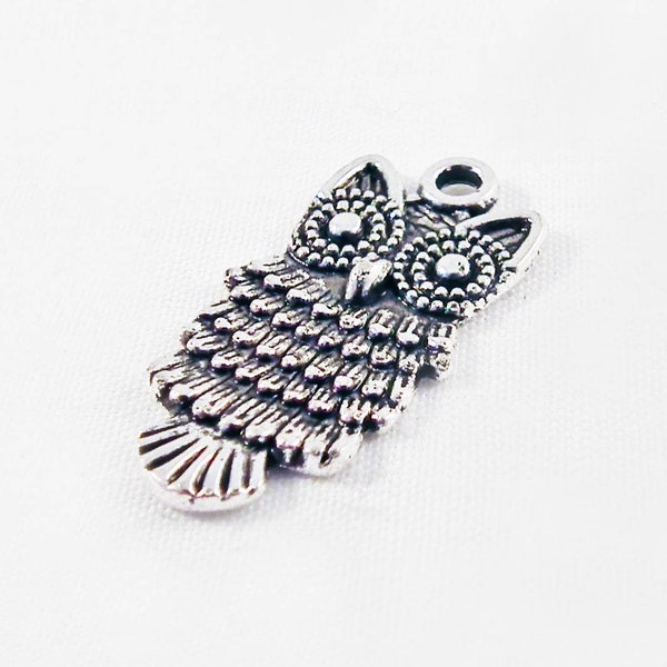 BA50 - Home pendant in the shape of An owl with Aged Silver Fringes