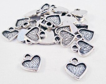 BMN50 - Small Charms Pendants Pattern Heart Silver Aged Love Valentine