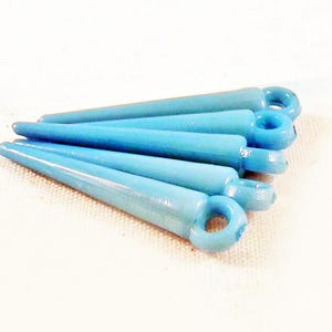 CBC10 - Blue Turquoise birthstone or red acrylic Cone spike nail charms pendants 5 / 5 Pieces of Acrylic Baby Blue Gold Red Spike Pendants