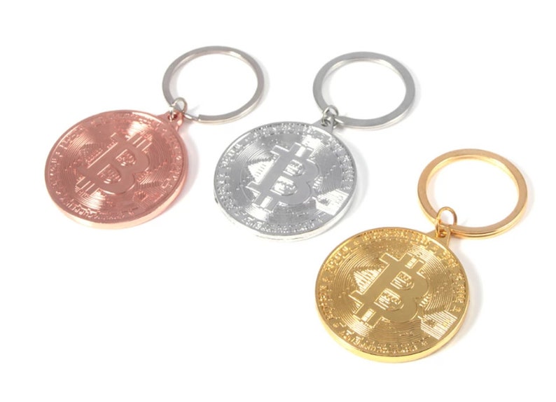 A0321 Porte-Clé Breloque Pendentif BTC monnaie décentralisée crypto cryptomonnaie Bitcoin Argent ou Doré ou Or Rose image 1