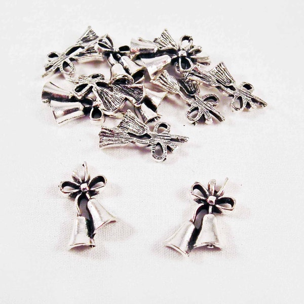 BCP139 - 2 charms pendants Bell wedding loop node Bell Christmas money / 2 parts Silver Bells Wedding Knot Christmas Pendants