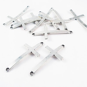BCN21 - Set of 2 Antique Silver Cross Charm Connectors / 4 Pieces Vintage Antique Silver Cross Connectors with 2 holes