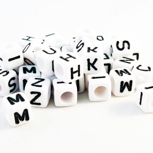 PD33 - Perles Cube Cubiques Carrées Lettres Alphabet complet ou à l'Unité / Square Shape Letters Individual or Complete Alphabet Beads