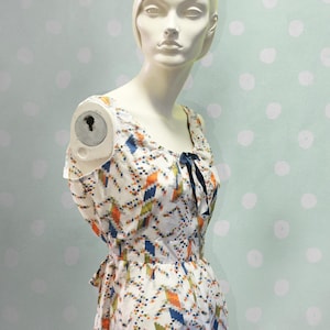Geometric baby doll style 60s dress
