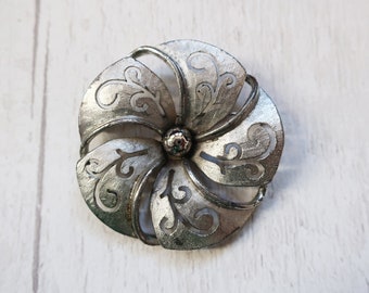 Silver tone flower brooch, vintage silver flower pin, vintage silver flower brooch