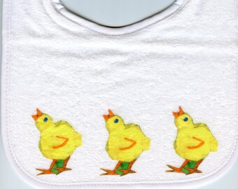 3 chicks on a bib / 3 POUSSINS   22.00    farmyard   Springtime