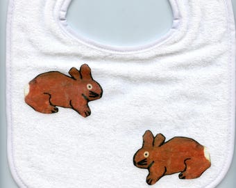 Two rabbits in the snow / DEUX LAPINS DANS le neige  small bib   22.00   Newborn