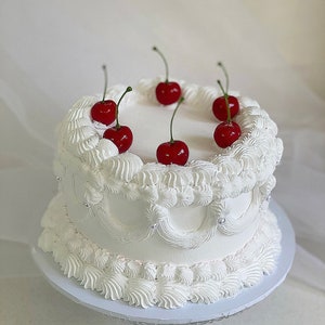 Fake white vintage cake