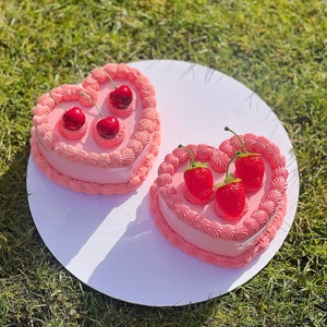 Pink heart fake cake jewellery boxes