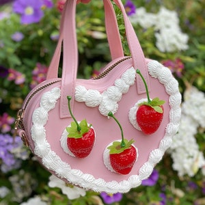 Strawberry vintage cake handbag