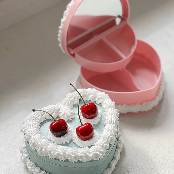 Vintage cherry mint green jewellery box