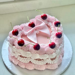 Gefälschte Kuchen Schmuckschatulle