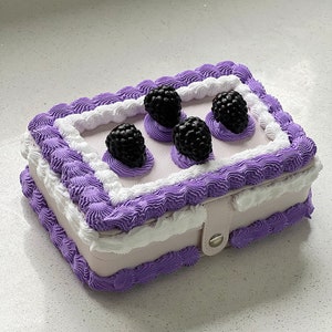 Blackberry fake cake jewellery box