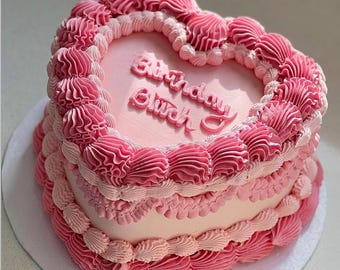 Heart vintage fake cake