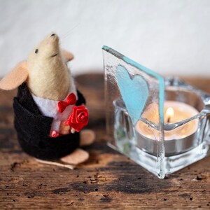 Heart tea light holder image 3