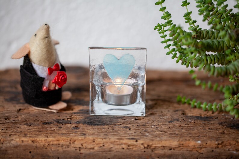 Heart tea light holder image 2