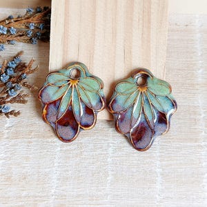 Organische rustieke oorbelbedels, 2 stuks ambachtelijke keramische hangers bloemvormig, handgemaakte boho-sieraden, bengelen porseleinen kralen