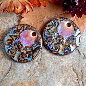 Artisan bohemian charms with round design, earring findings of ceramic with a floral pattern image 4