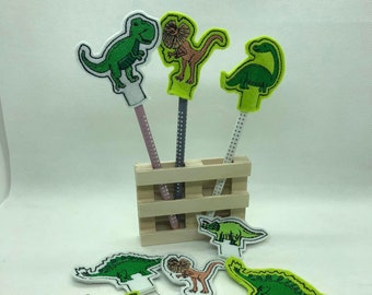 Embroidery file pen topper Dino