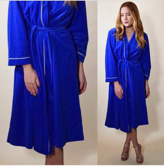 1970s Authentic vintage royal blue Vanity Fair tie robe women's size small