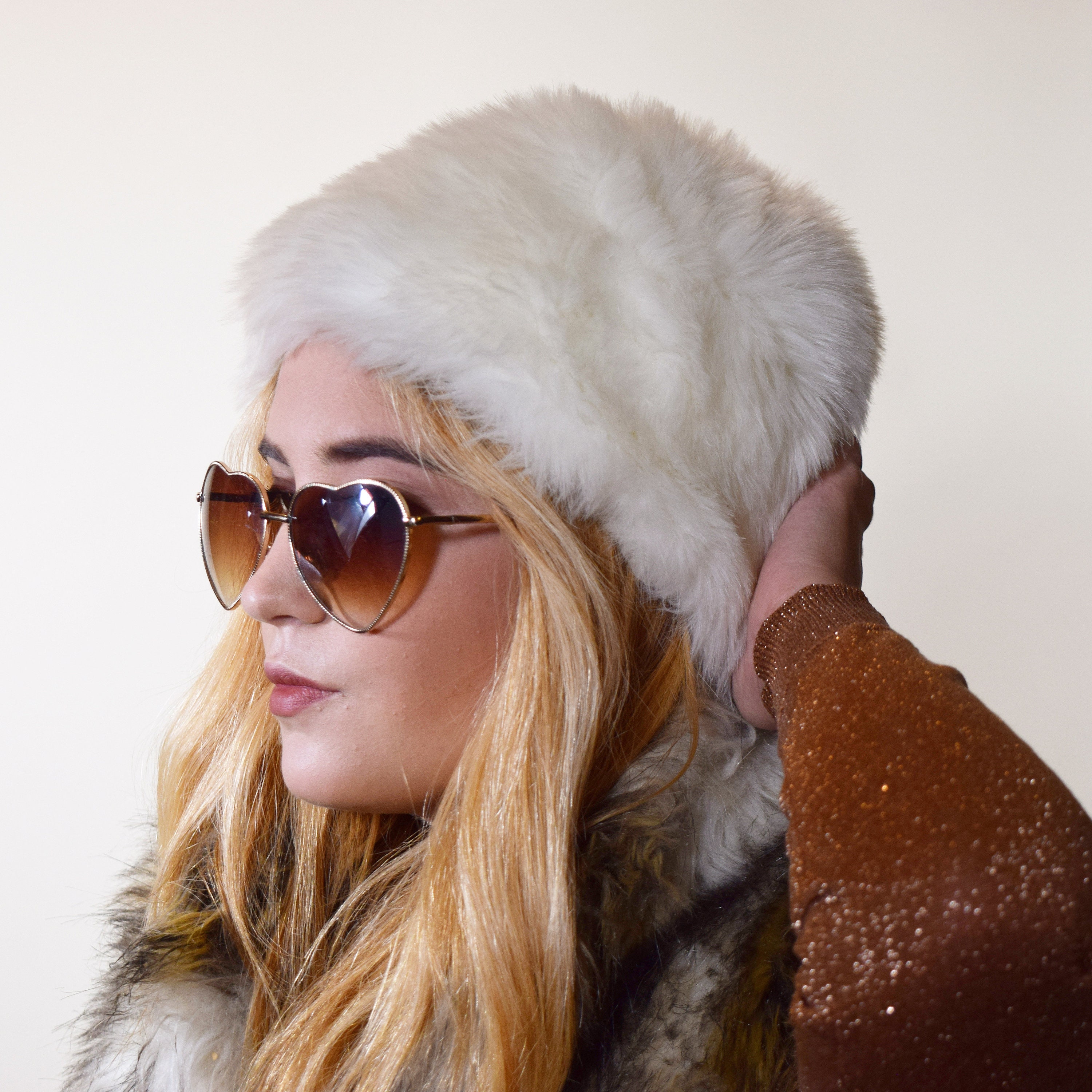 Authentic Vintage 1960's Janis Joplin faux fur white winter hat/ cap