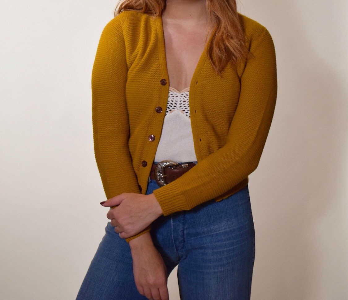 1970s vintage mustard golden yellow cropped cardigan women's size XS
