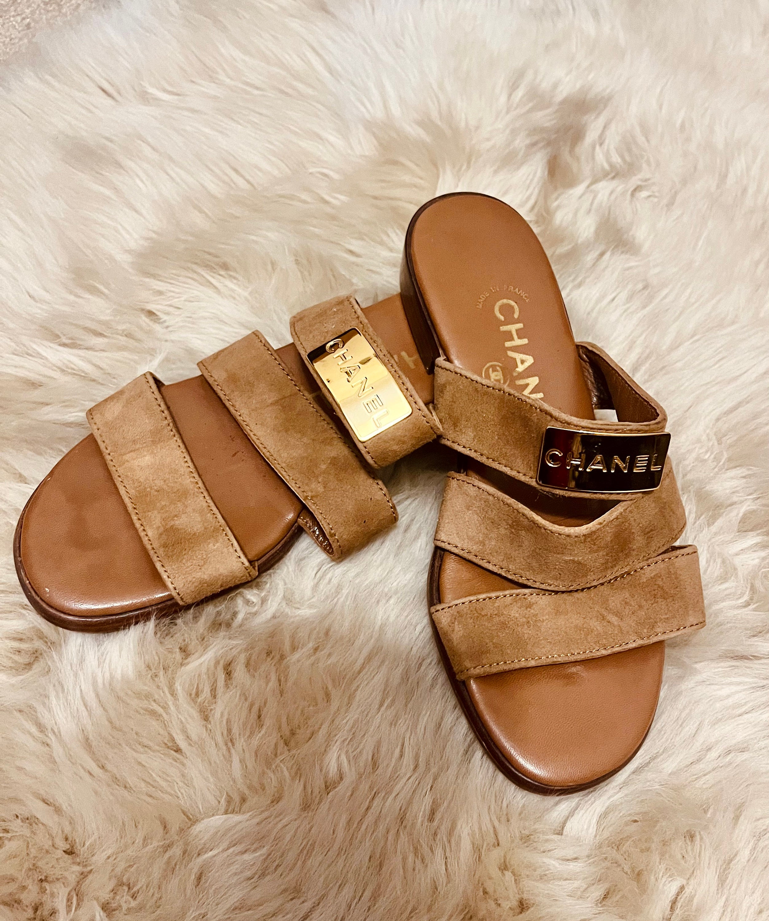 Chanel Slides 