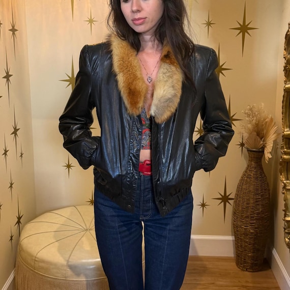1980s Black Leather Jacket with Fur Collar – Tannery West (XS)