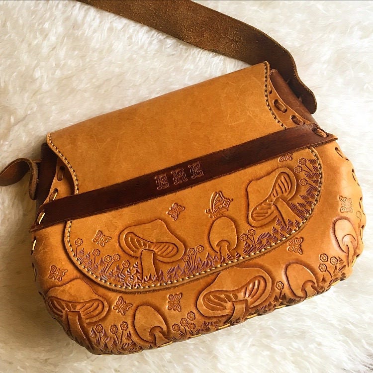 Vintage 70s Hand Tooled Leather Hippie Boho Purse