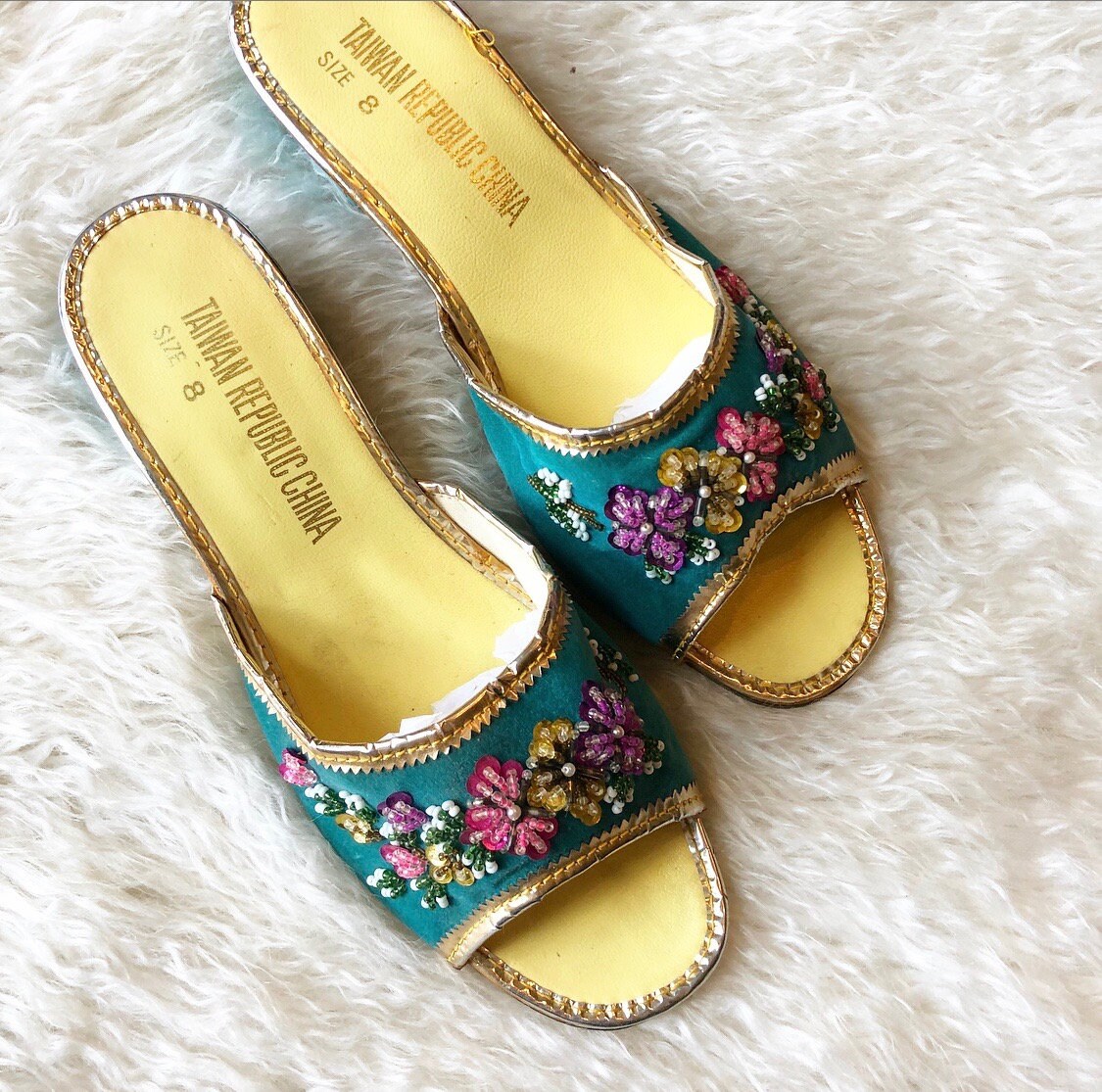 1960s vintage floral beaded open toe slip on slipper type box heels ...