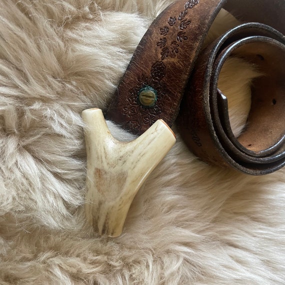 Rare antler belt buckle and vintage hand tooled b… - image 4