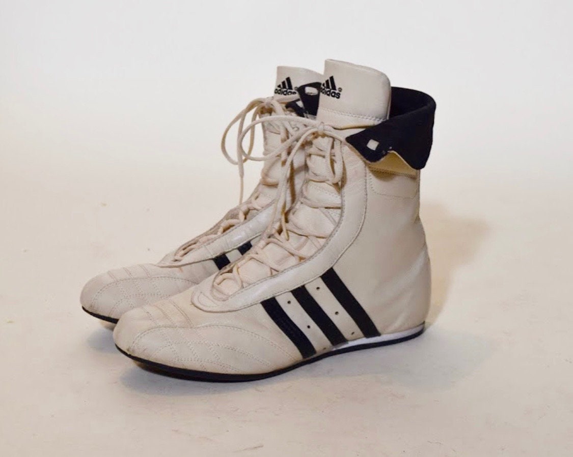 Vintage Adidas High top lace up front wrestling style athletic tennis shoes  women's US size 8