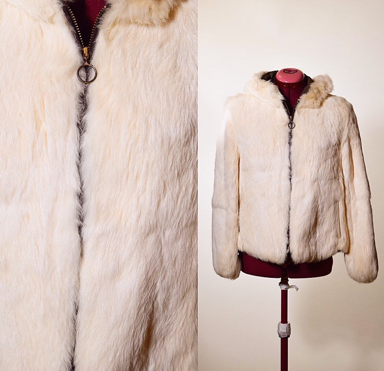 1970s vintage white rabbit hooded jacket with zip up front Rock N Roll