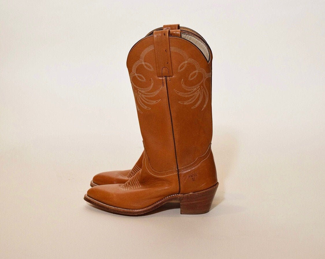 women's vintage frye cowboy boots
