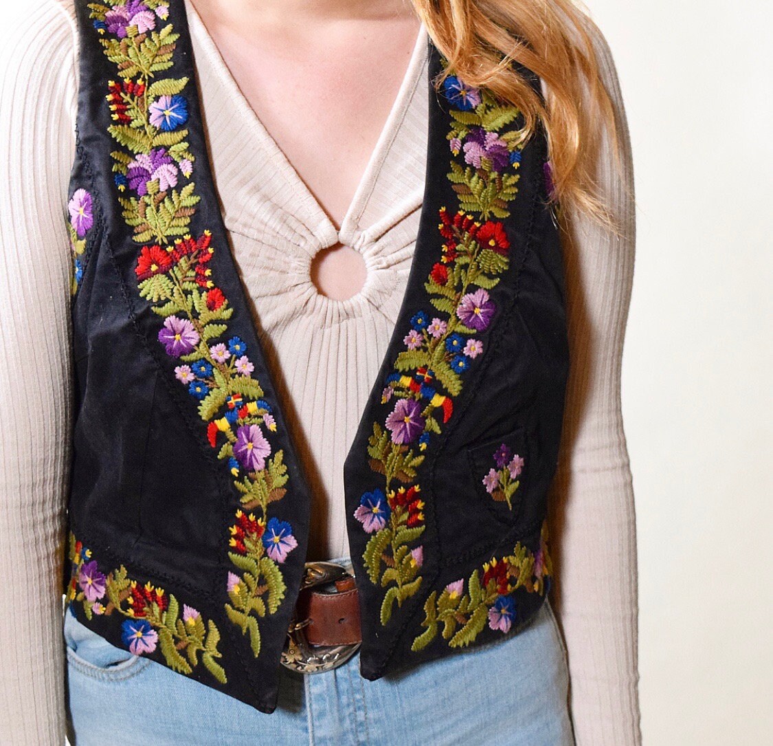 Vintage floral embroidered crop hippie bohemian vest women's size SM