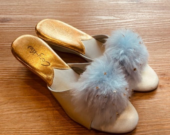 Beautiful 1960s blue puff wedge slipper size 5