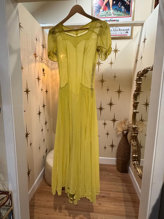 Rare 1930s vintage yellow dress