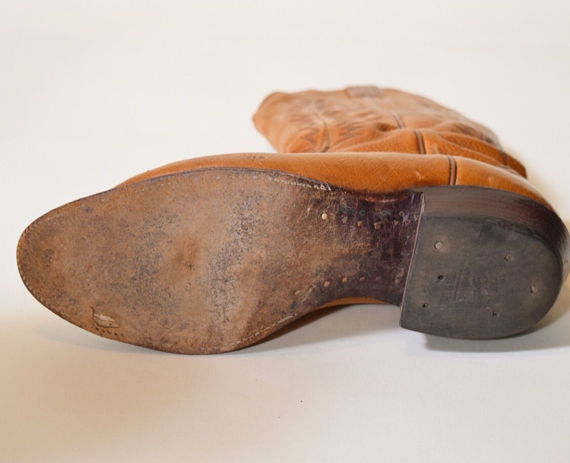 Authentic vintage Tony Lama chestnut brown leather classic cowboy boots ...