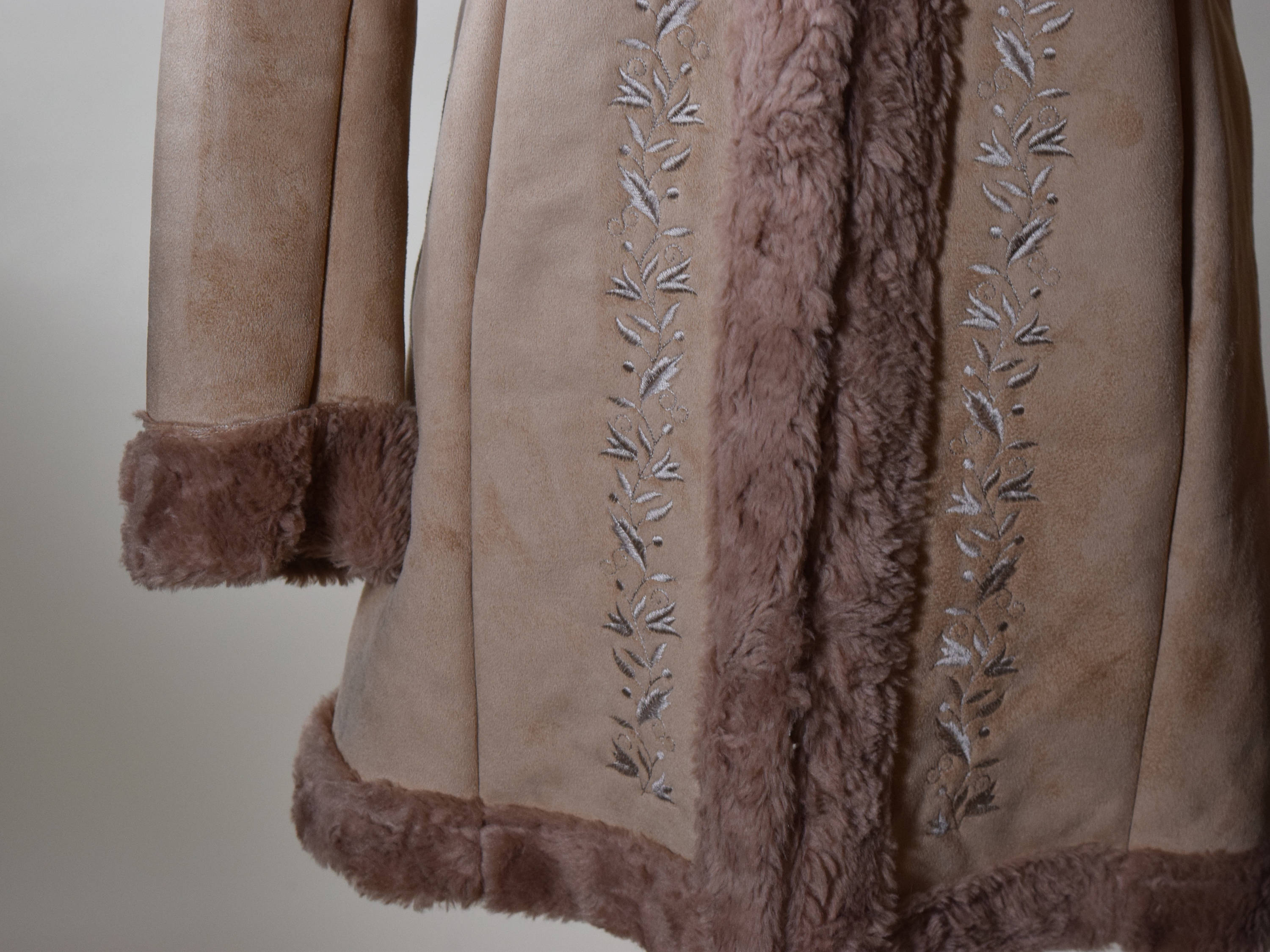 SALE Vintage Penny Lane inspired faux fur collar and cuff and suede ...