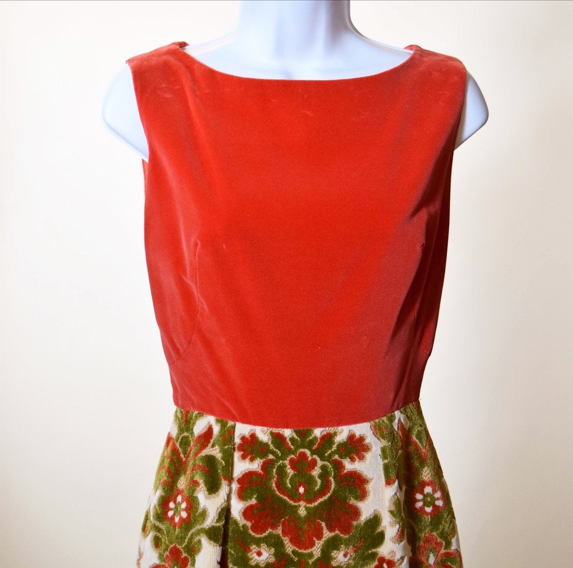 1960s authentic vintage velvet tapestry sleeveless fit and flare