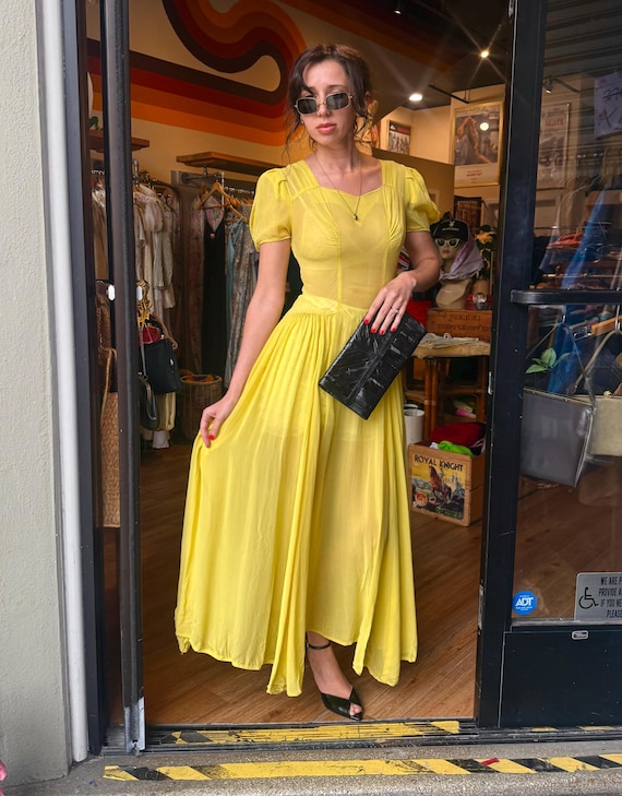 Rare 1930s vintage yellow dress