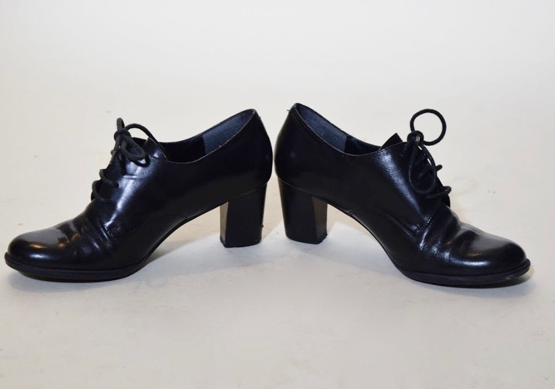 Vintage black leather Oxford style lace up chunky shoes with 2.5 heel ...