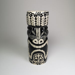 Taza Tiki de cerámica pintada a mano / Artículos para beber estilo hawaiano
