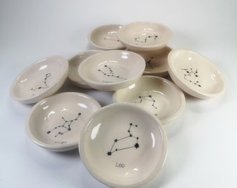 Zodiac Constellation Ring Dish // Horoscope Ceramic Jewelry Dish // Ring Holder //Mother's Day // Trinket Dish // Gift for Mom // Gem Tray